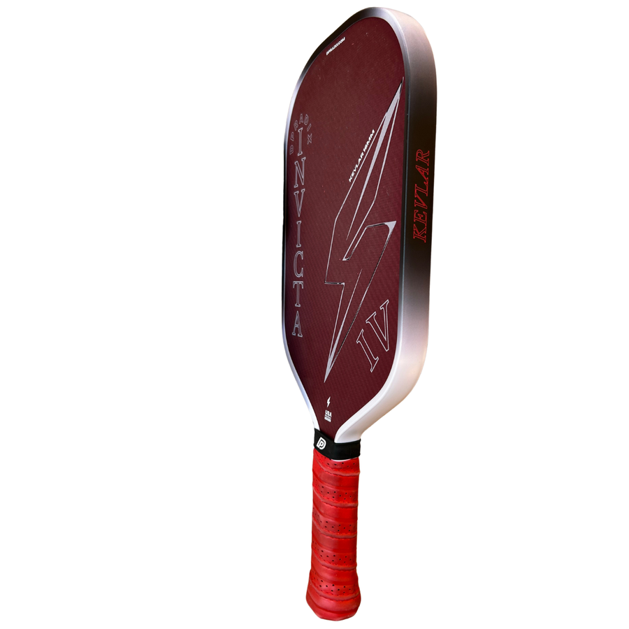 DPRADIX Invicta IV Red Kevlar, vista oblicua del canto